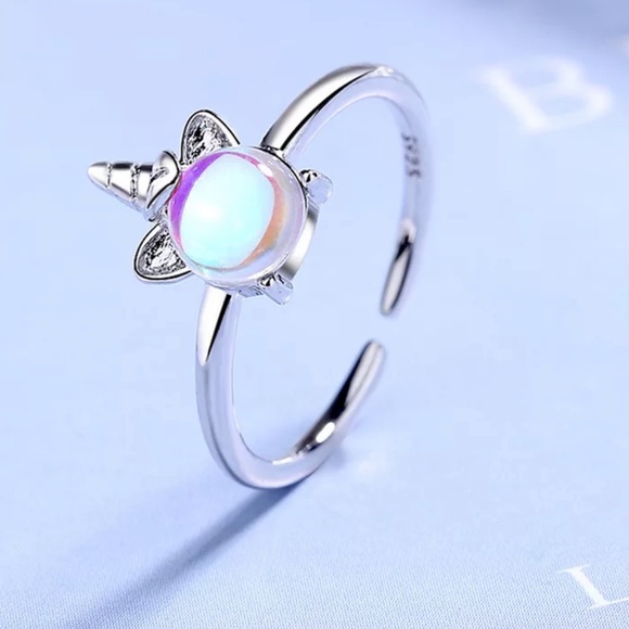 Jewelry - 925 sterling silver unicorn ring